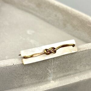 VICTORIAN ERA Promise Pin Memory Knot Remember Love Brooch 1800s Abalone Shell